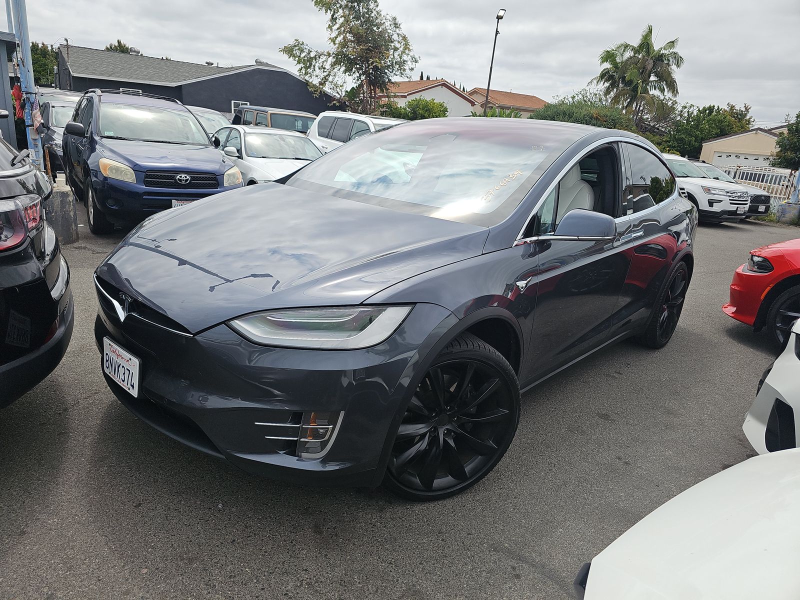 TESLA MODEL X - 1