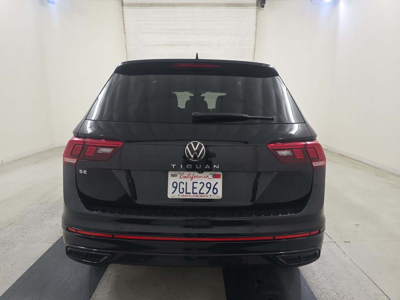 2023 Volkswagen Tiguan 2.0T SE R-Line Black FWD