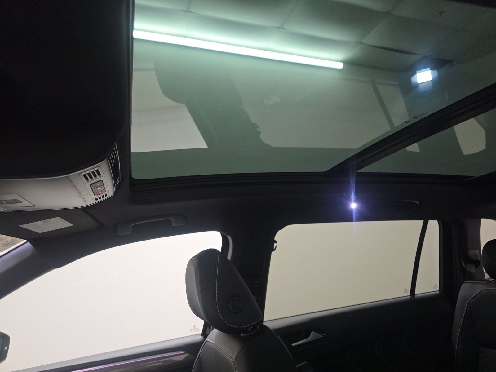 2023 Volkswagen Tiguan 2.0T SE R-Line Black FWD
