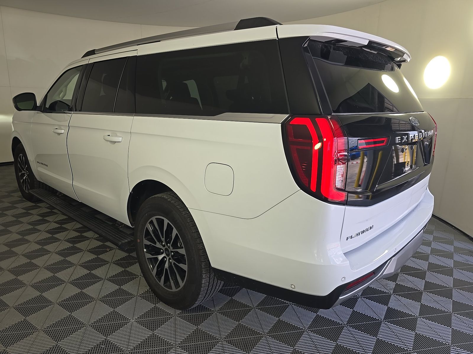 FORD EXPEDITION MAX - 7