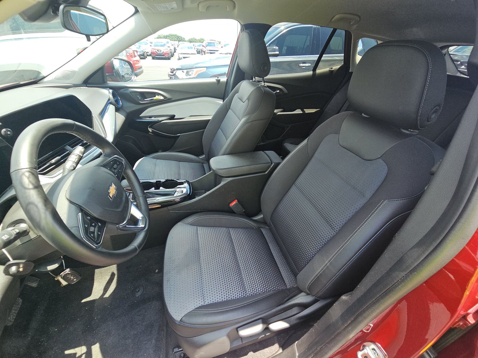 CHEVROLET TRAX - 8