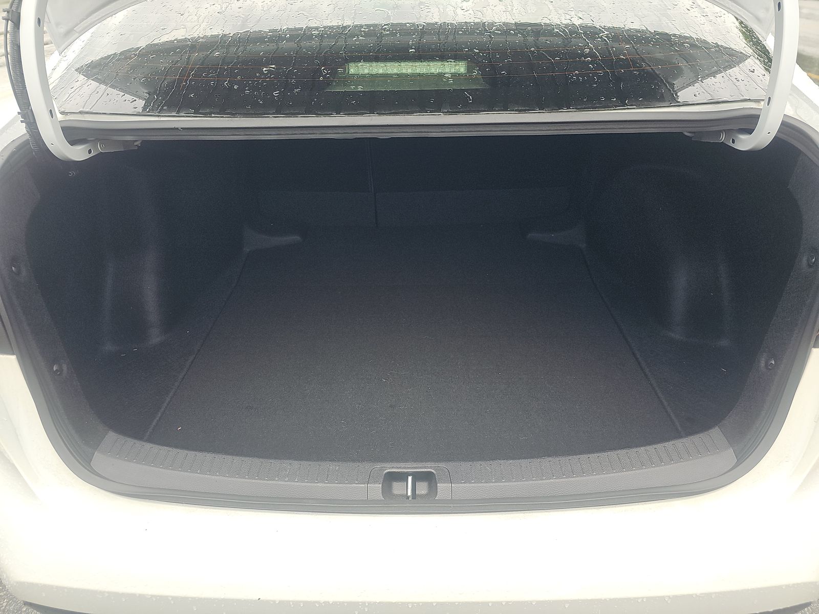 2025 Toyota Corolla Hybrid LE FWD