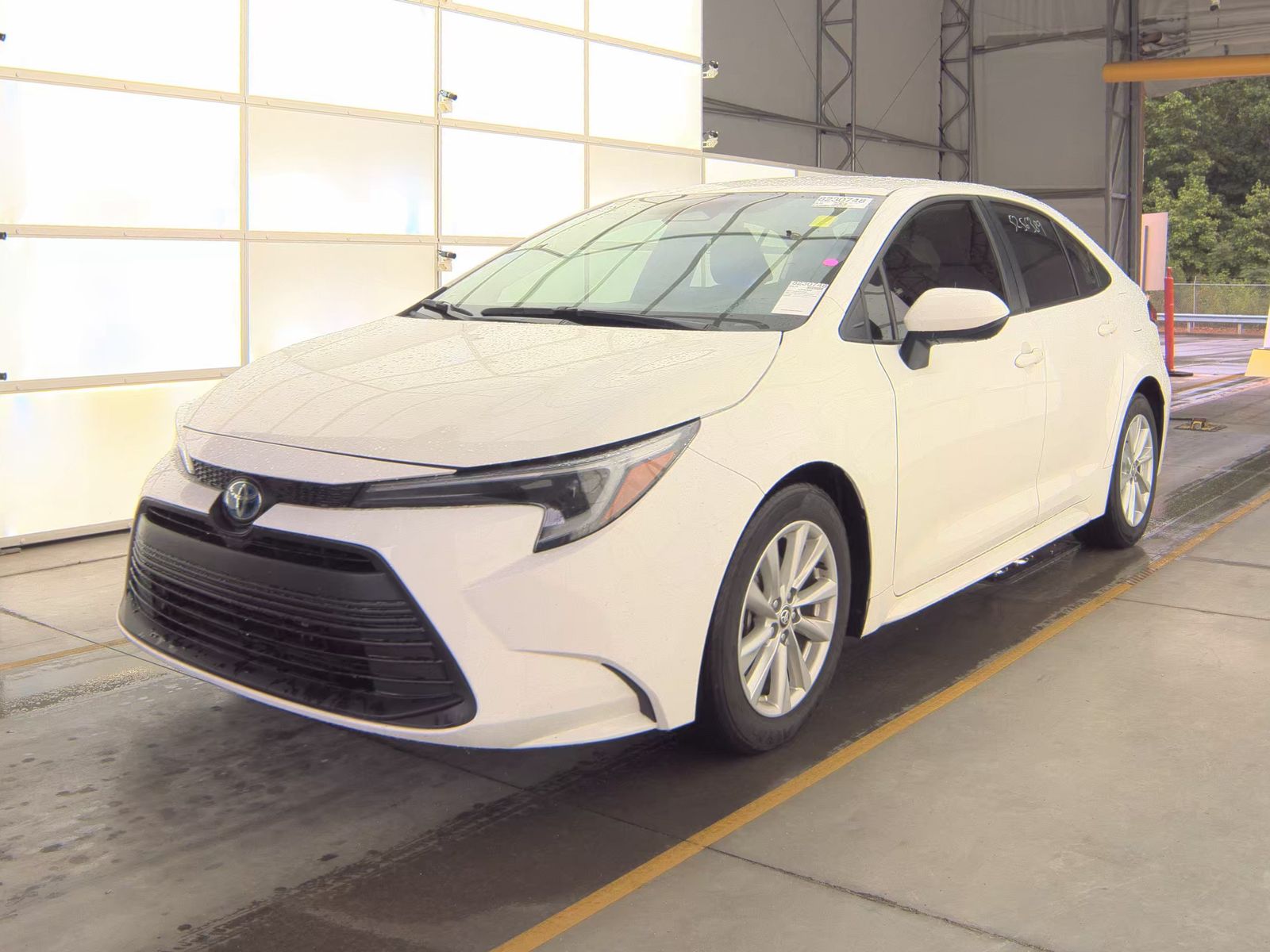 2025 Toyota Corolla Hybrid LE FWD