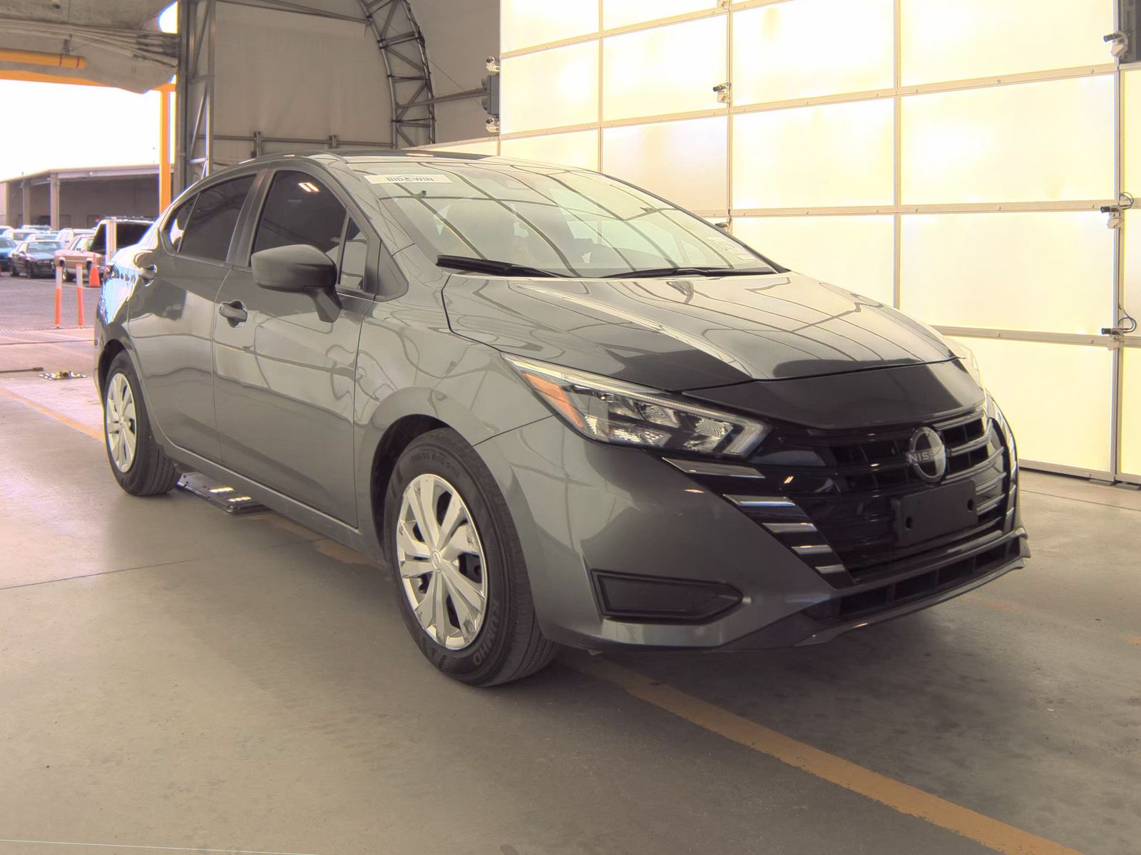 NISSAN VERSA - 5