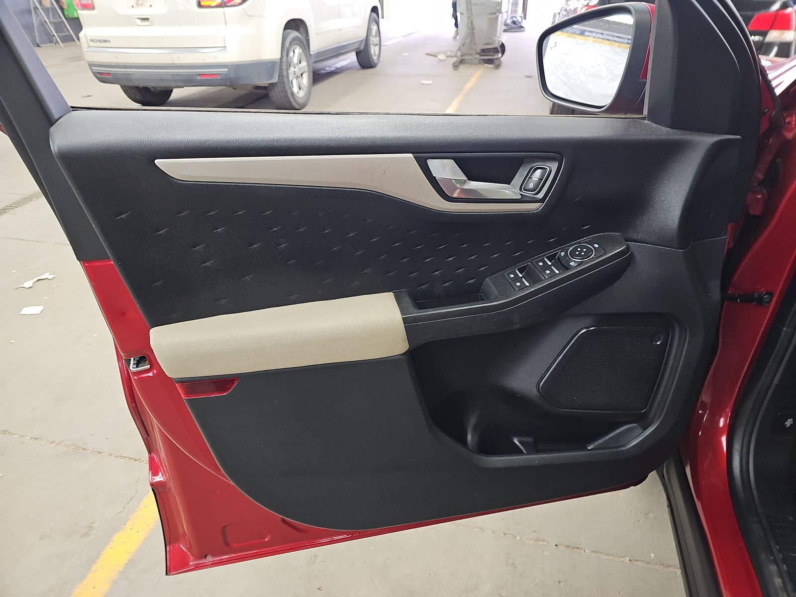 FORD ESCAPE - 10