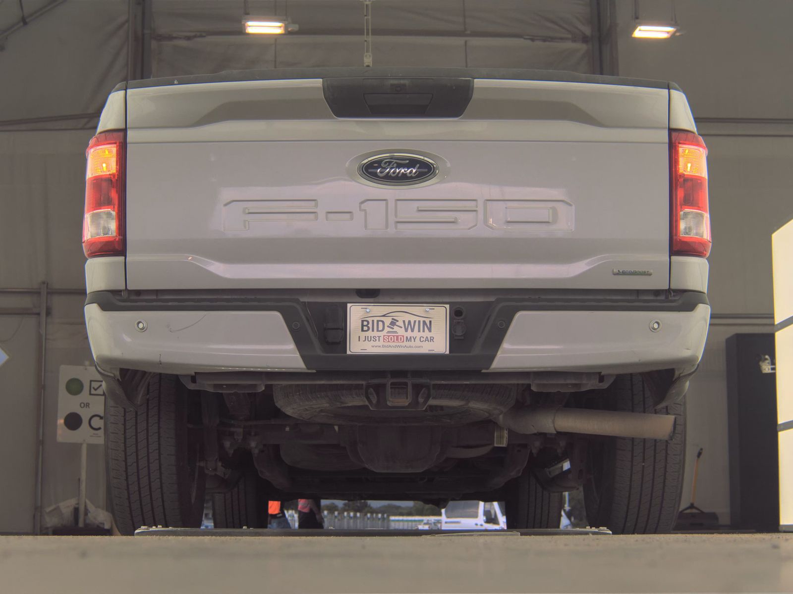 FORD F-150 - 8