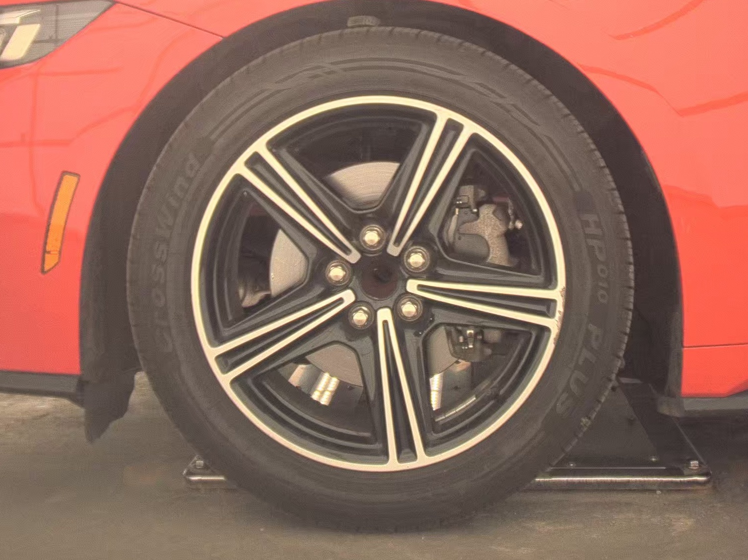 FORD MUSTANG - 10