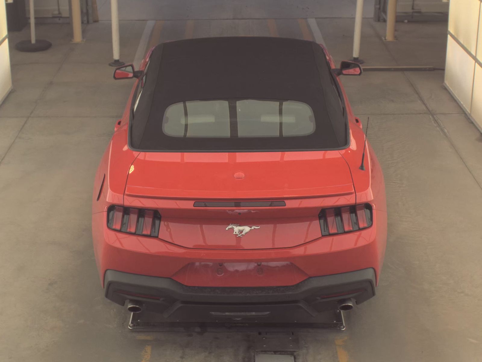 FORD MUSTANG - 7