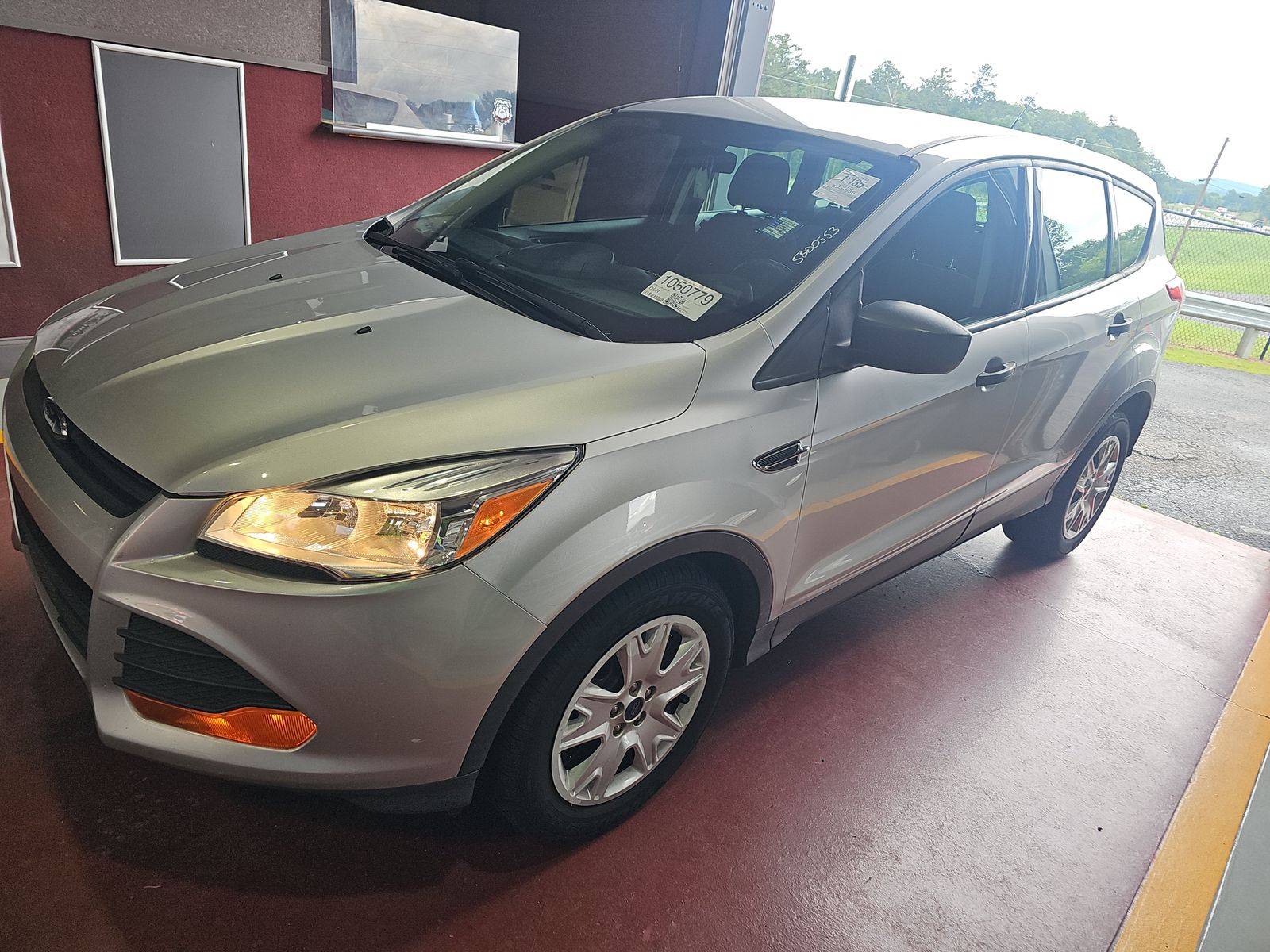 FORD ESCAPE - 1