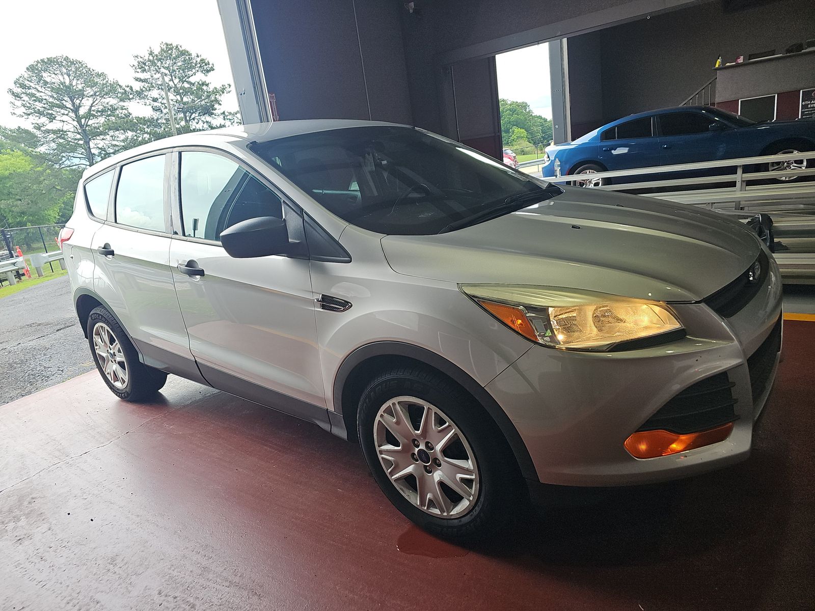 FORD ESCAPE - 4