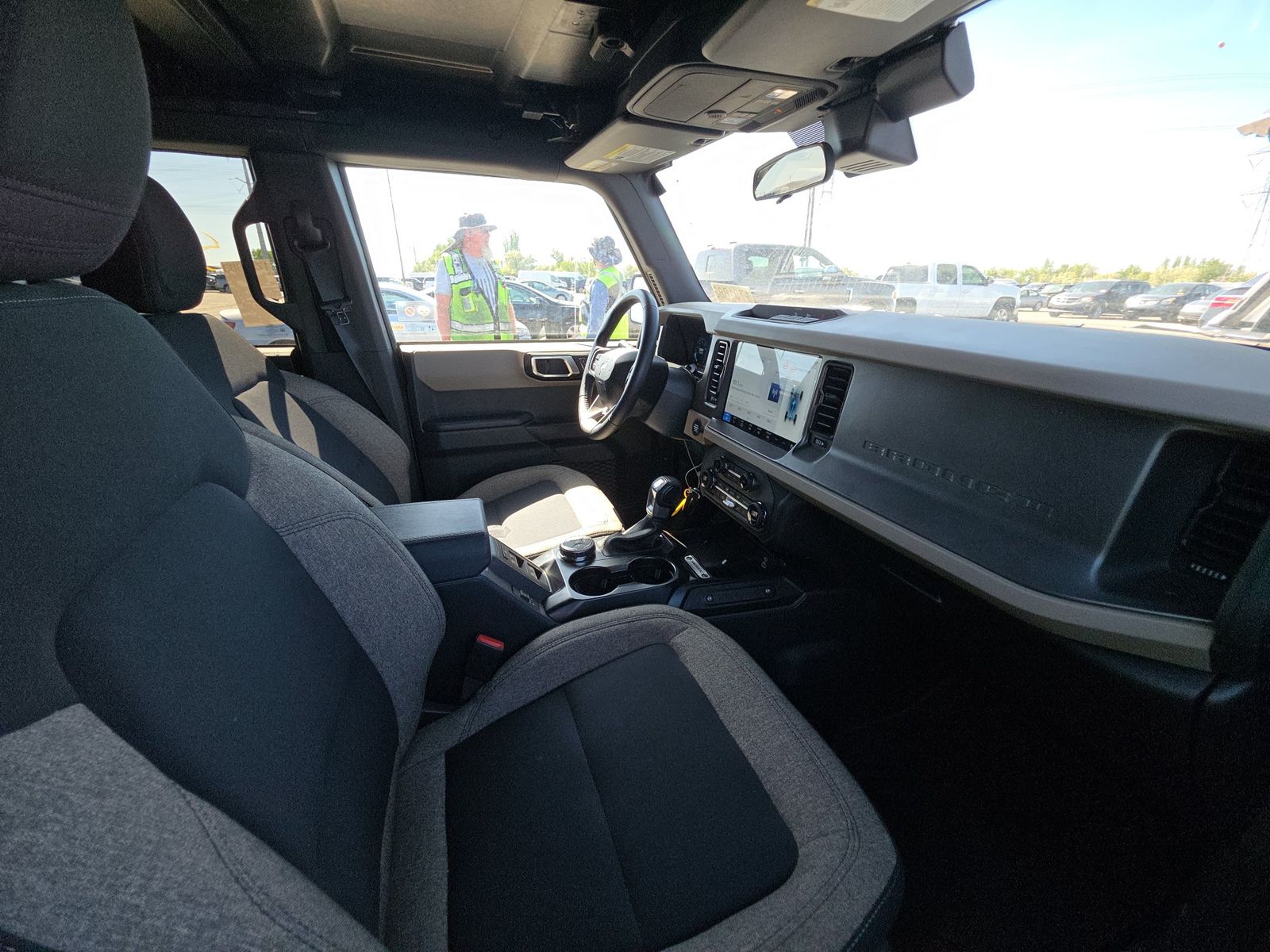 FORD BRONCO - 9