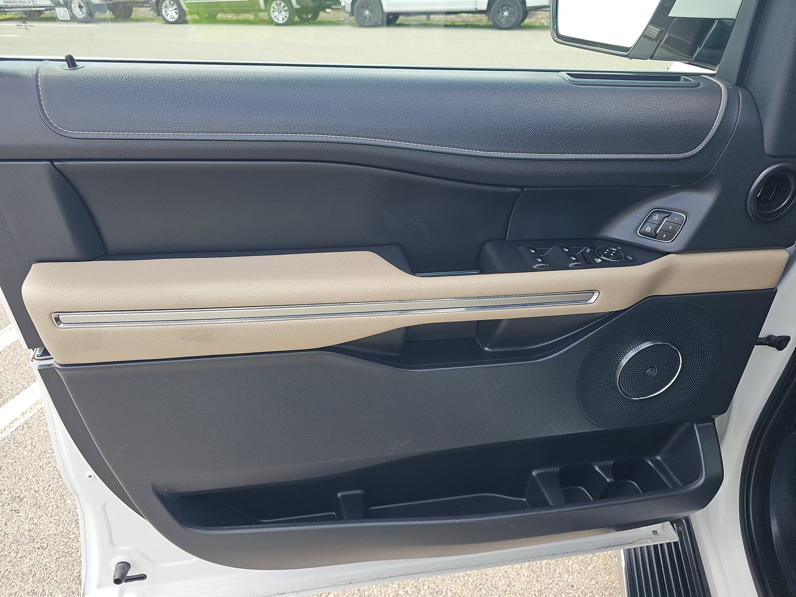 FORD EXPEDITION MAX - 10