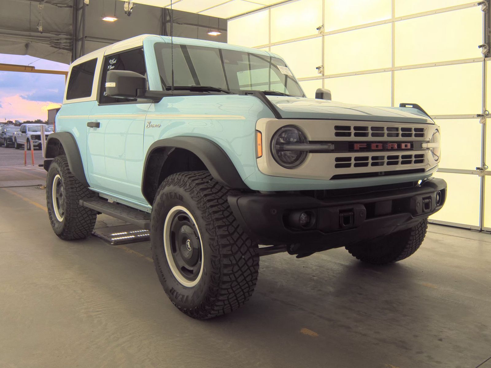 FORD BRONCO - 5