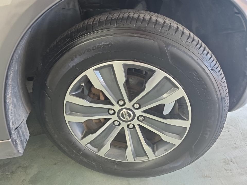 NISSAN ARMADA - 10