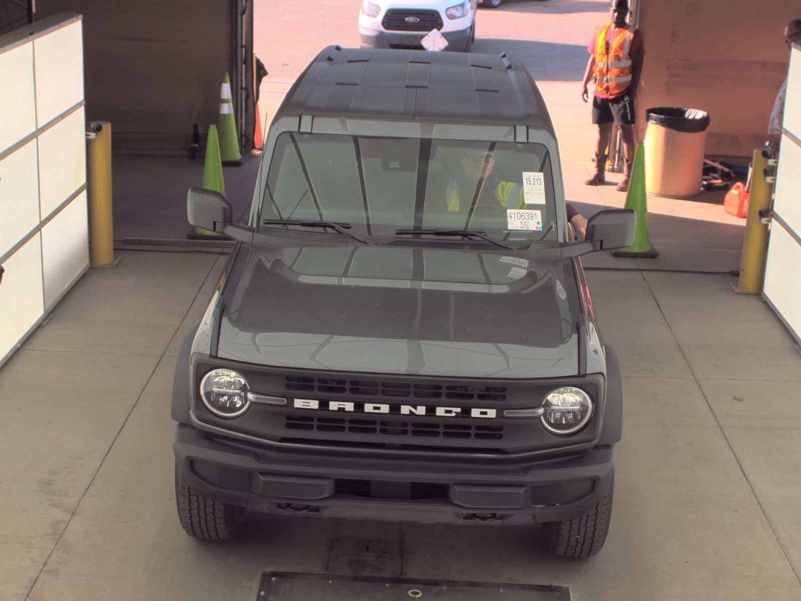 FORD BRONCO - 3