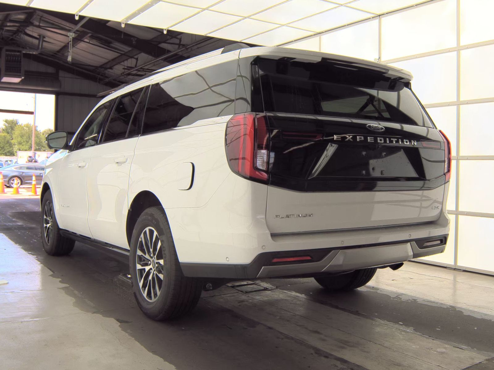 FORD EXPEDITION MAX - 7