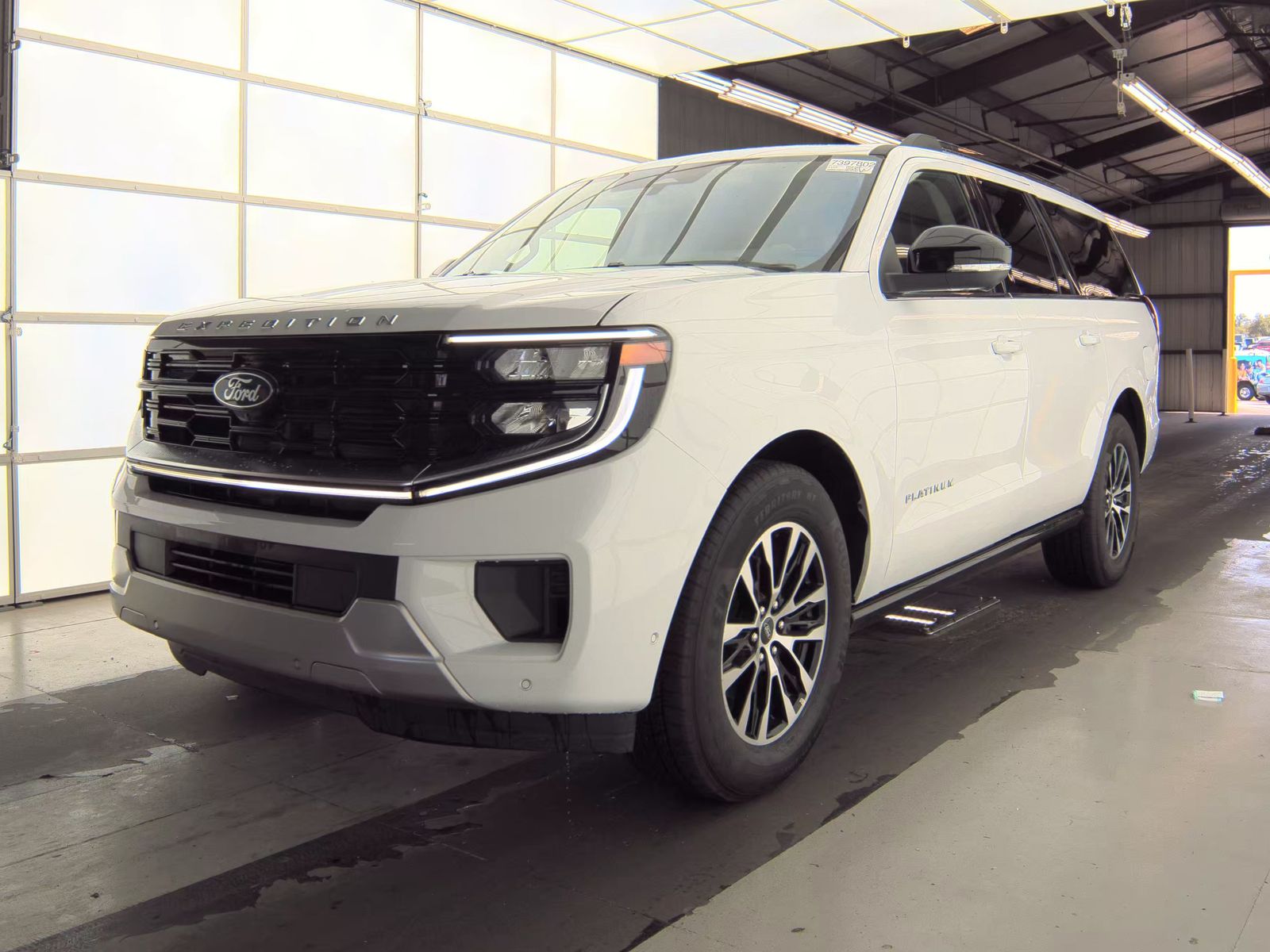 FORD EXPEDITION MAX - 1
