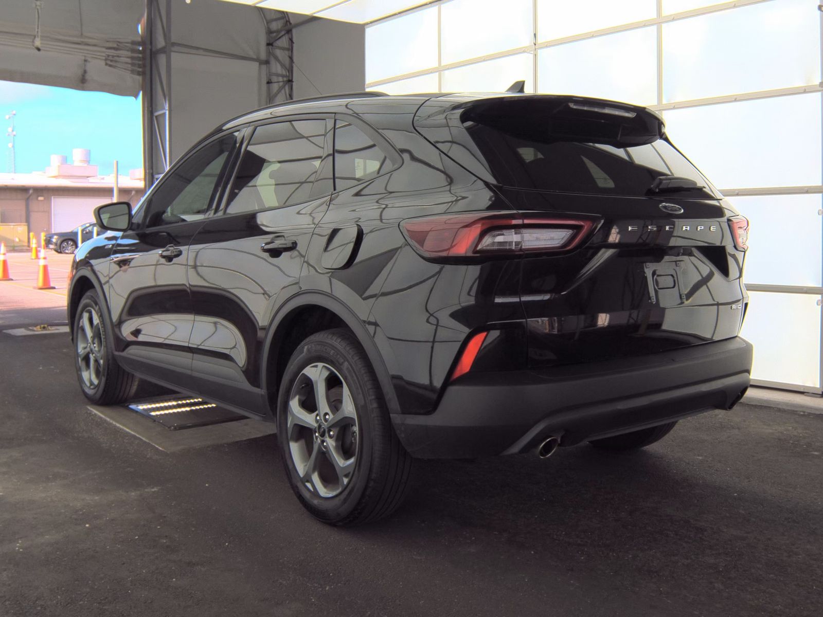 FORD ESCAPE - 7
