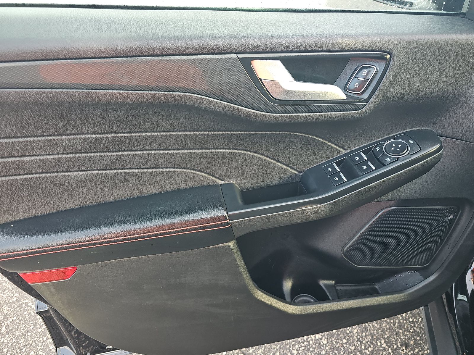 FORD ESCAPE - 10