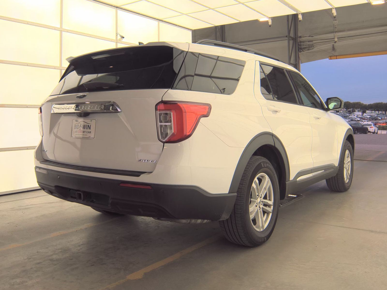 FORD EXPLORER - 6