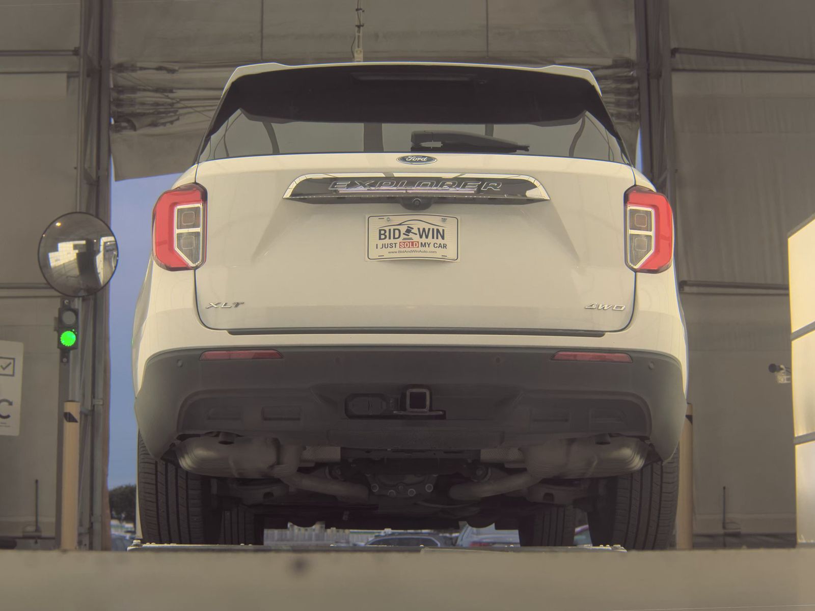 FORD EXPLORER - 8