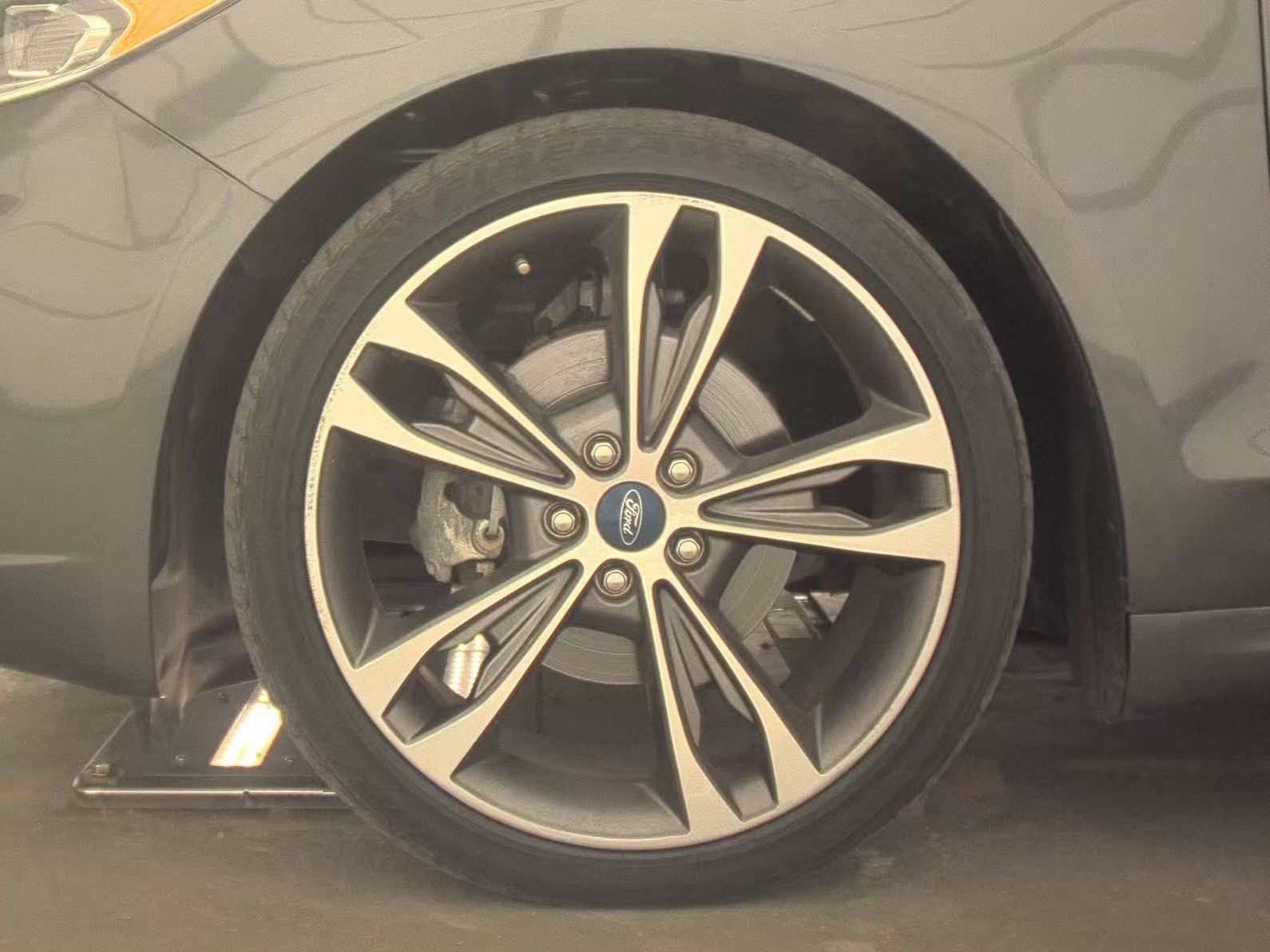 FORD FUSION - 10