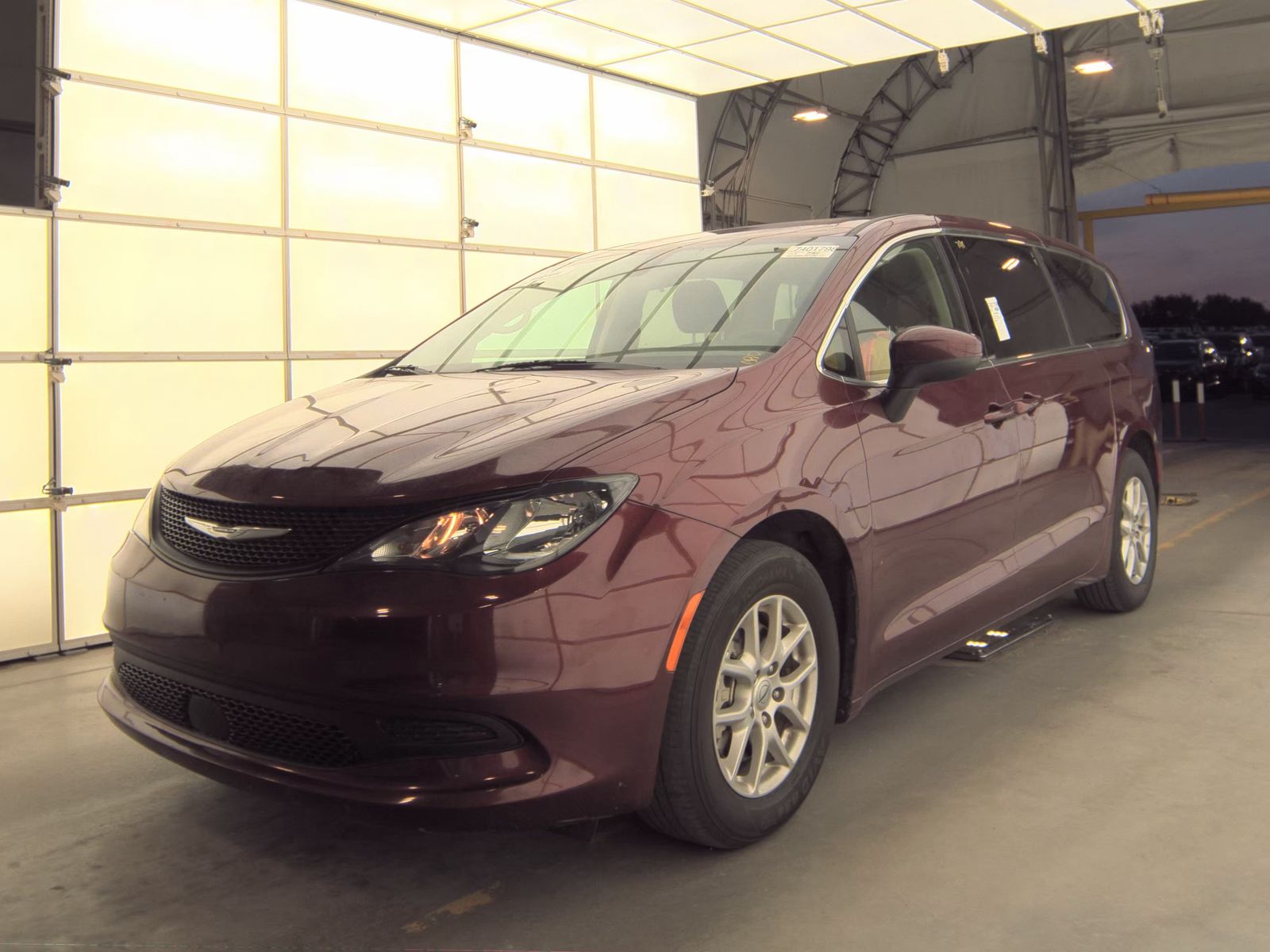 CHRYSLER VOYAGER - 1