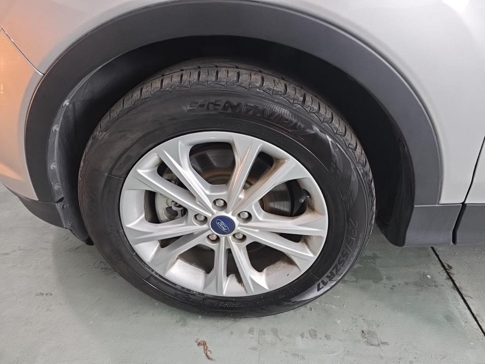 FORD ESCAPE - 9