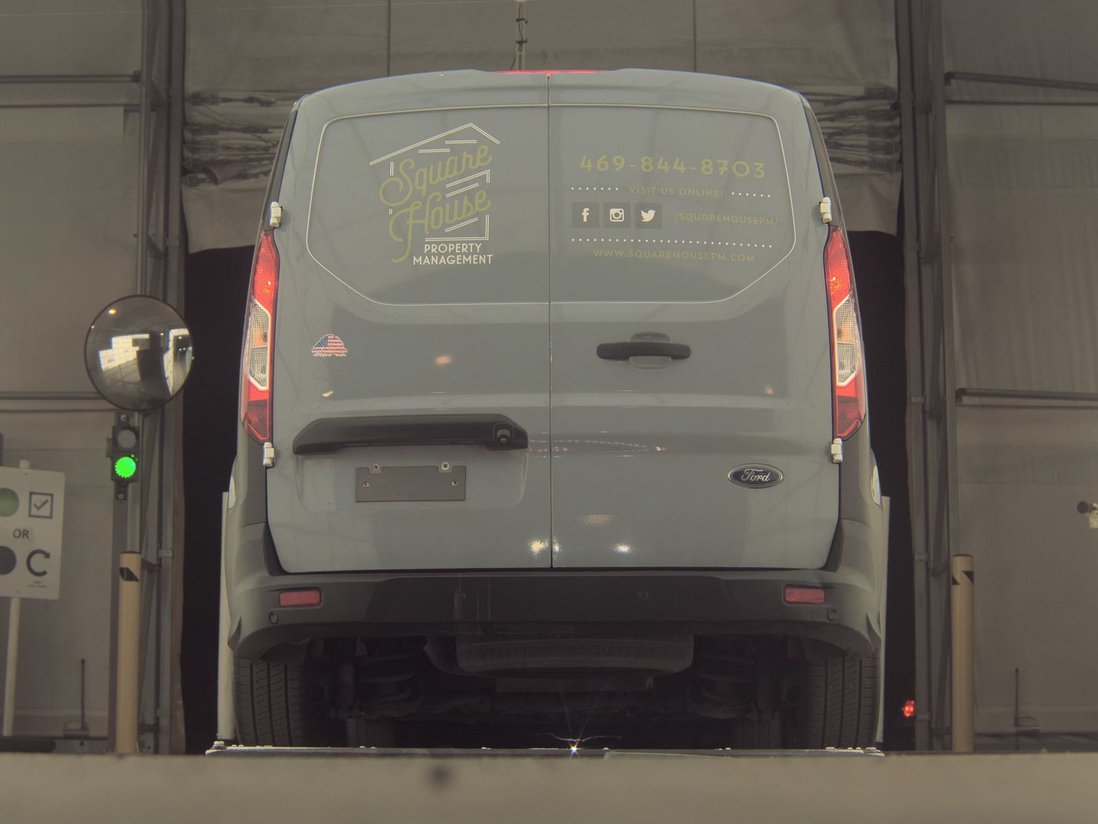 FORD TRANSIT CONNECT - 8