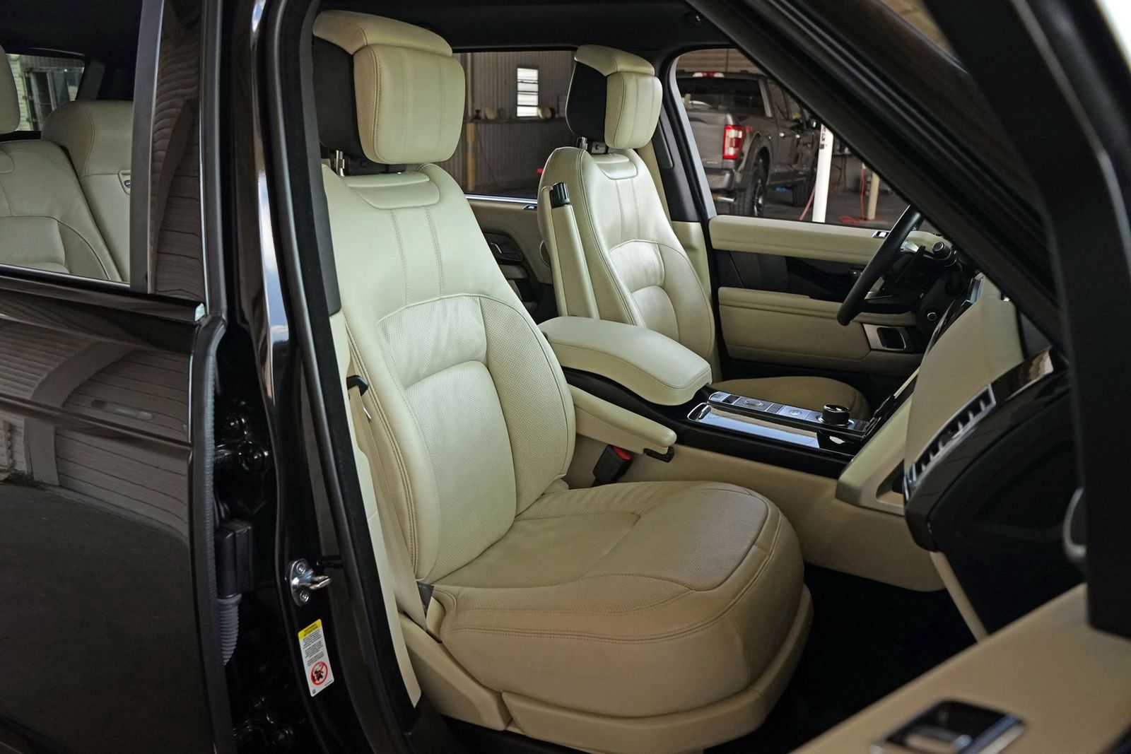 2021 Land Rover Range Rover P525 Westminster LWB AWD