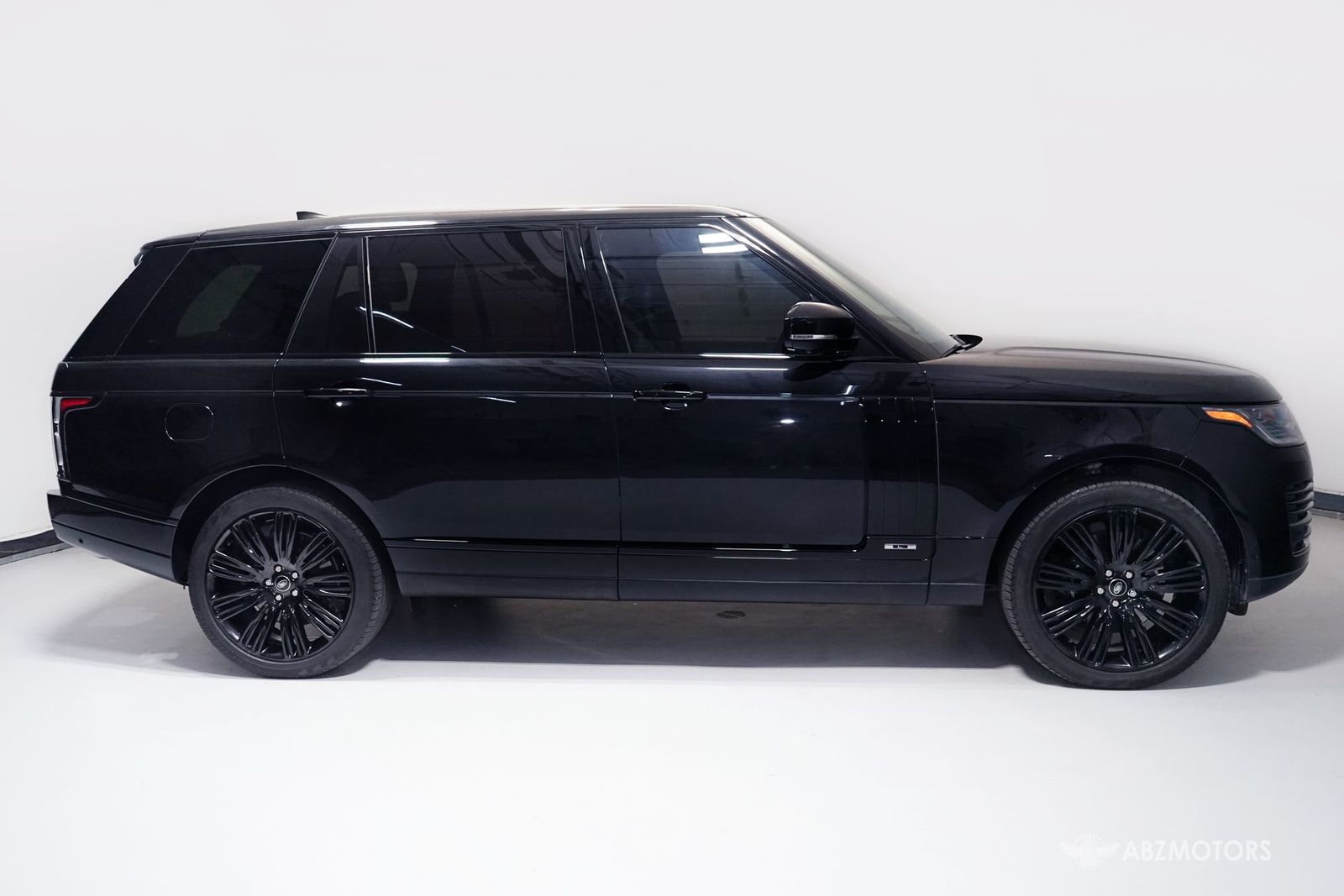 2021 Land Rover Range Rover P525 Westminster LWB AWD