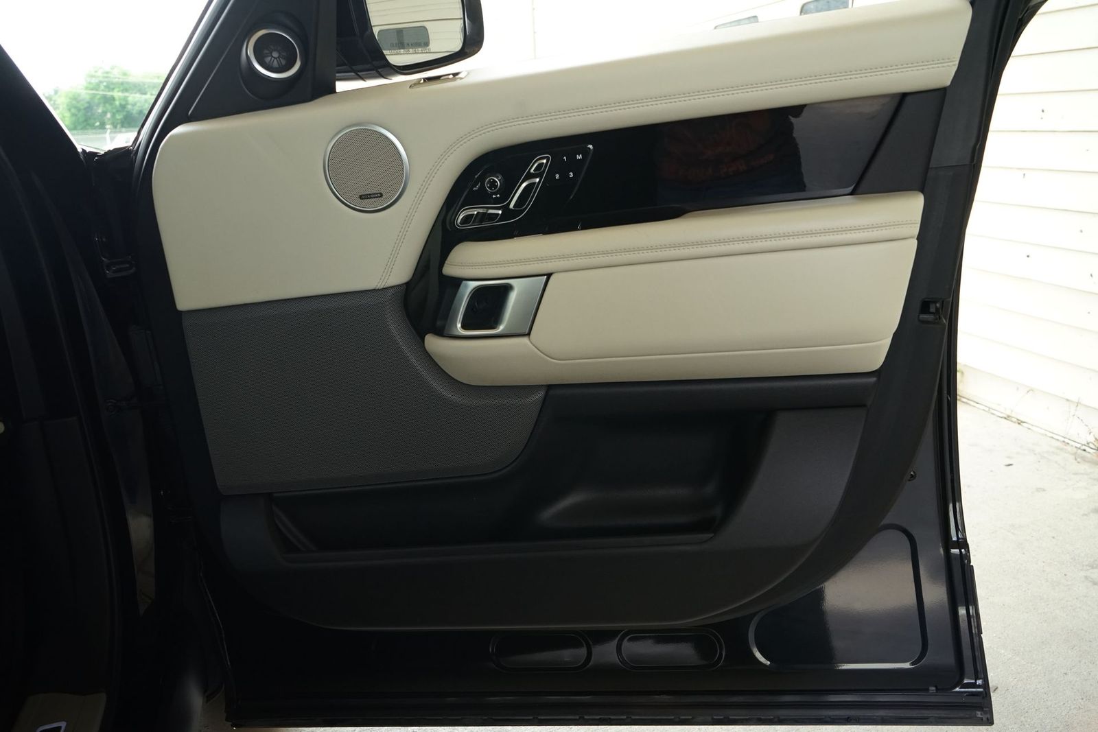 2021 Land Rover Range Rover P525 Westminster LWB AWD