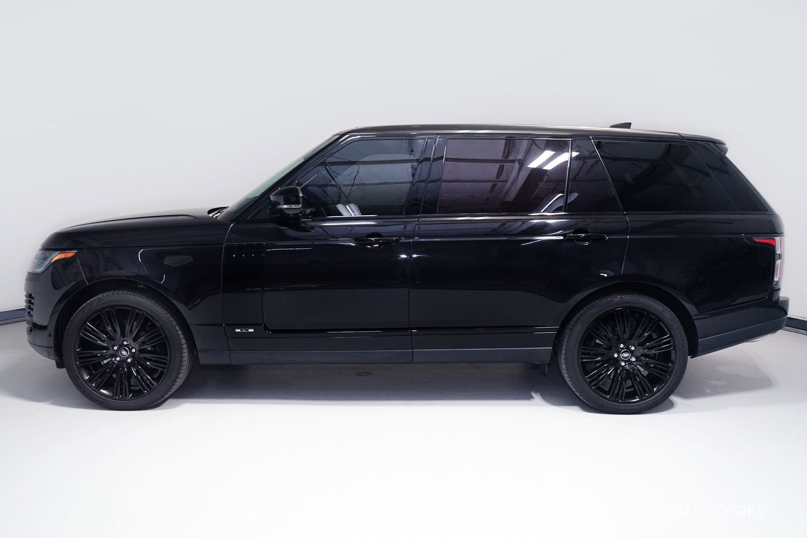 2021 Land Rover Range Rover P525 Westminster LWB AWD