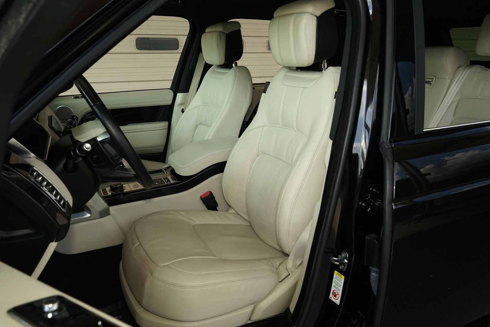 2021 Land Rover Range Rover P525 Westminster LWB AWD