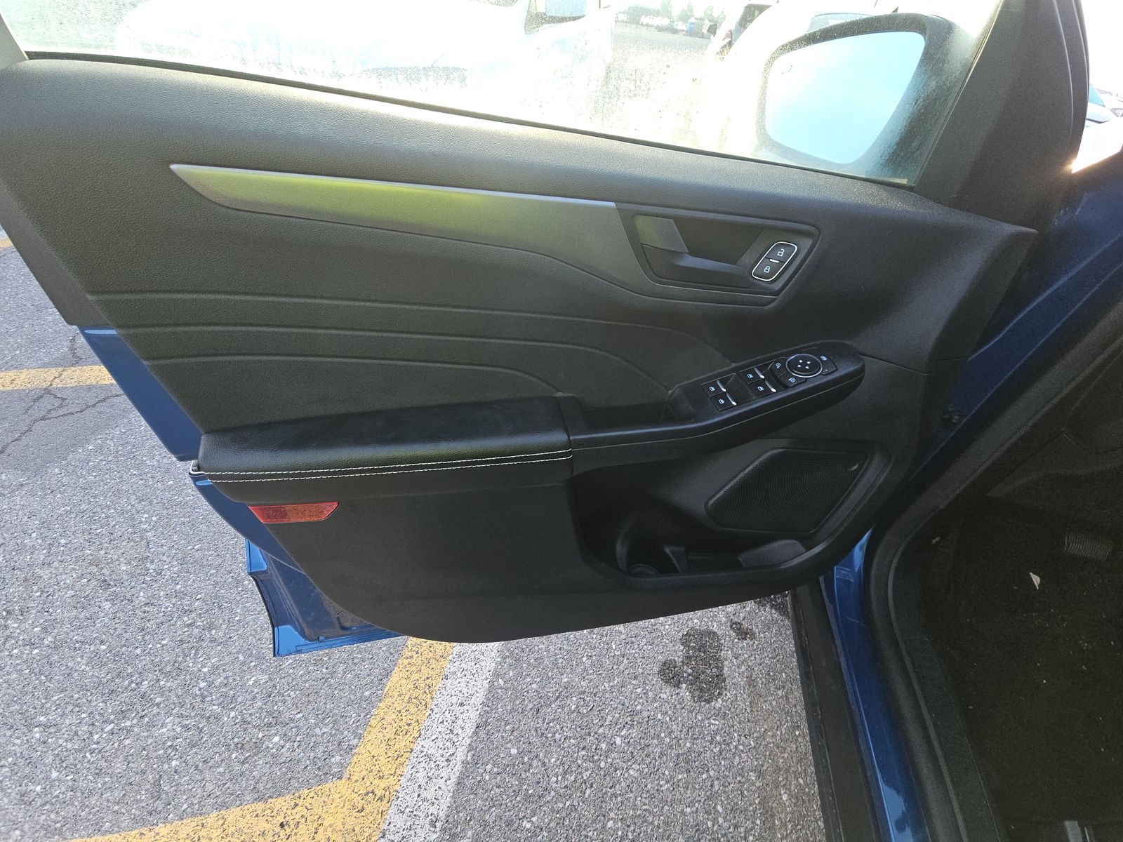 FORD ESCAPE - 10