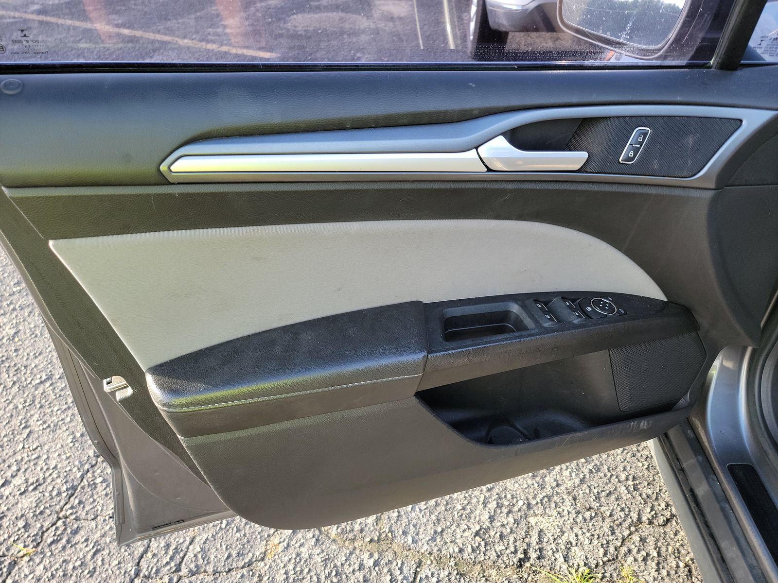 FORD FUSION - 10