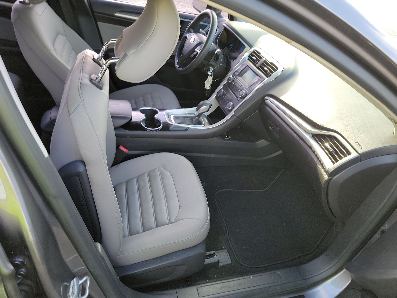 FORD FUSION - 9