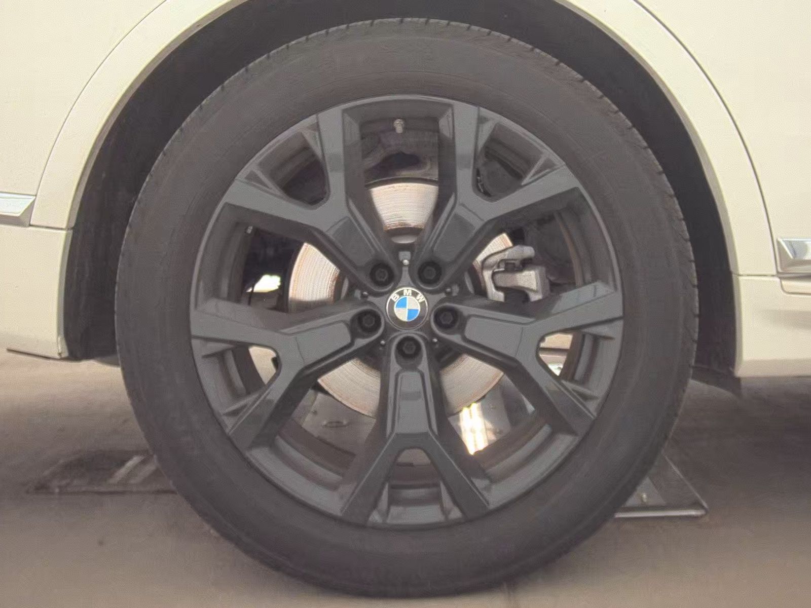 2026 BMW X7 xDrive40i AWD