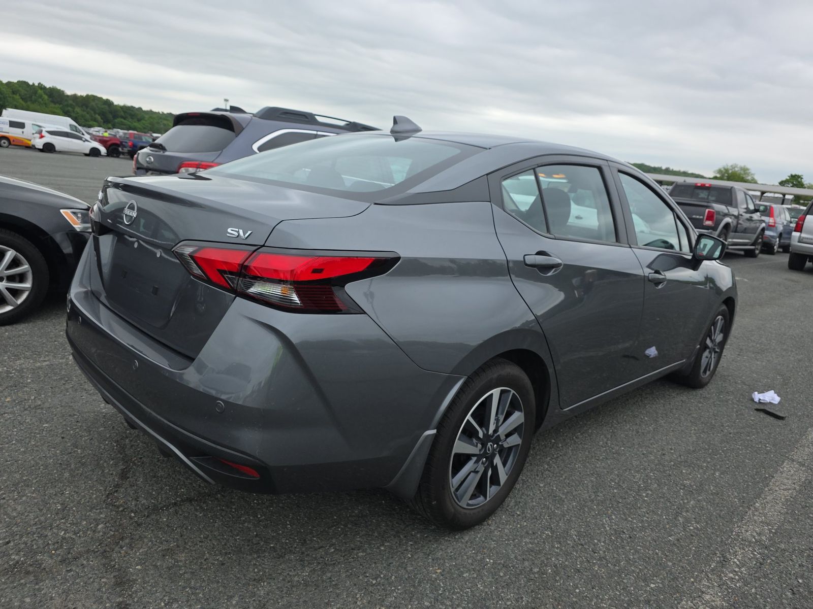 NISSAN VERSA - 5