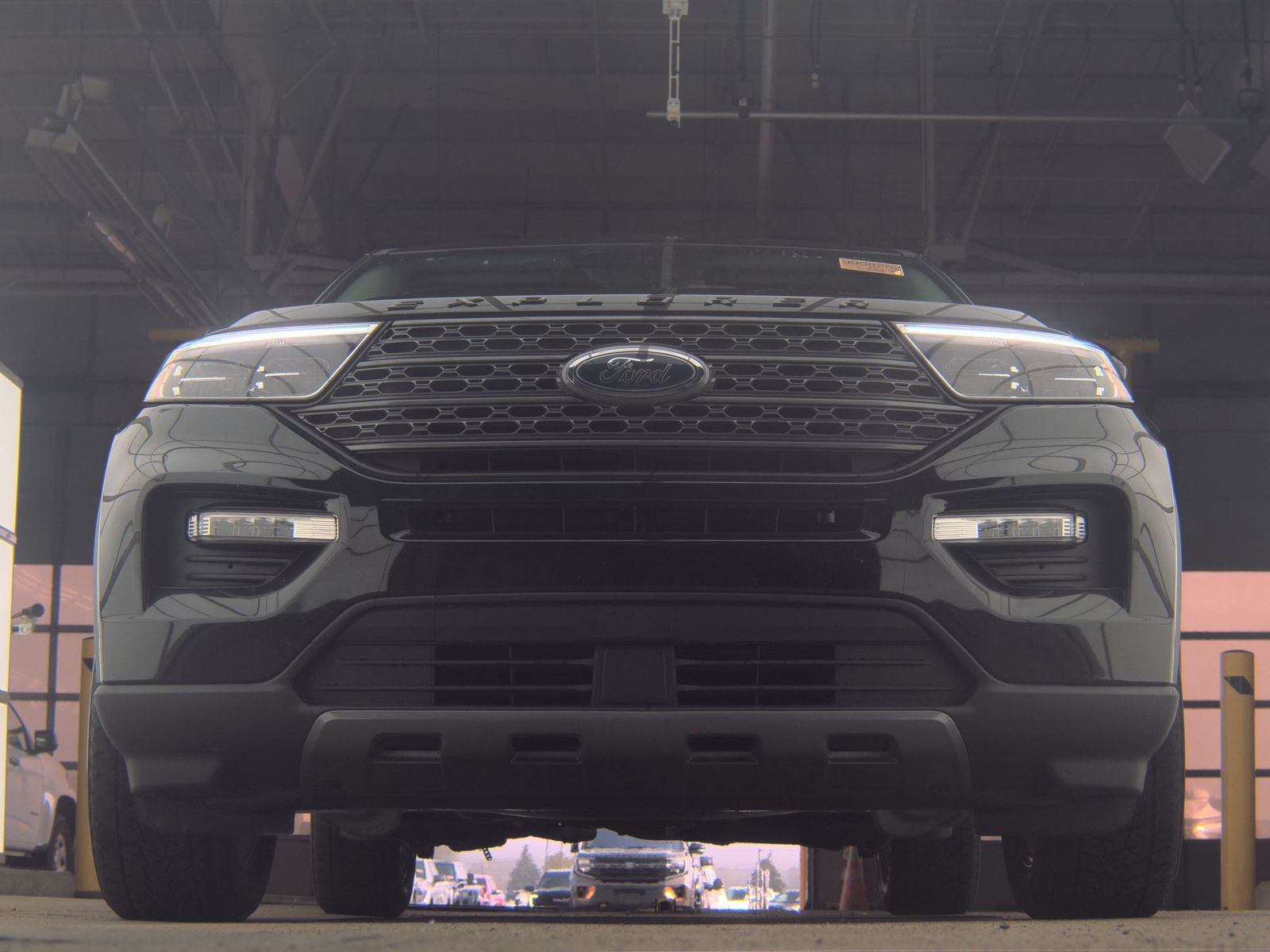 FORD EXPLORER - 4