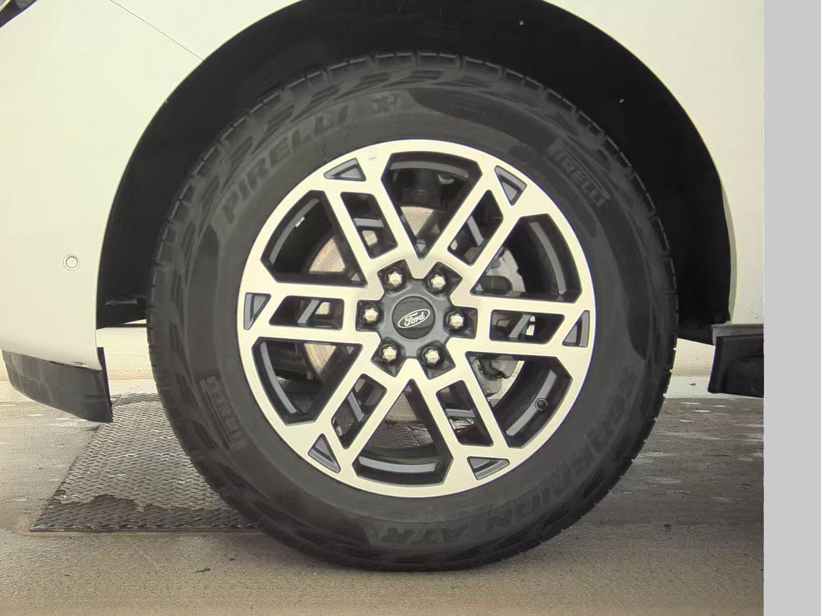 FORD EXPEDITION - 10