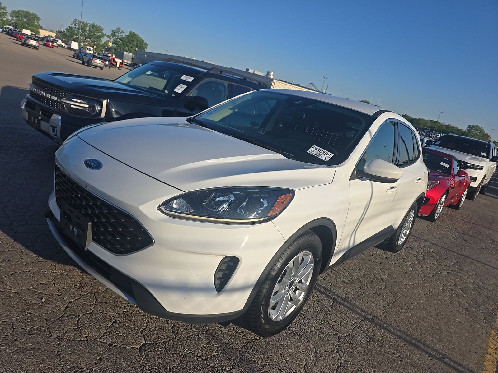 FORD ESCAPE - 1