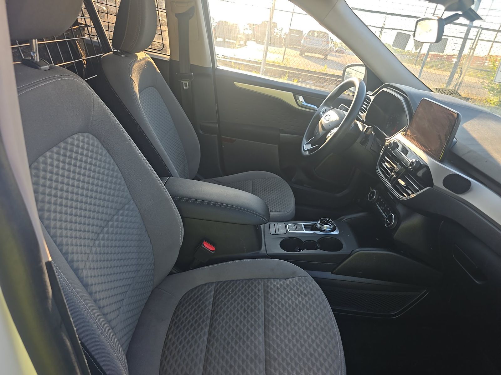 FORD ESCAPE - 9