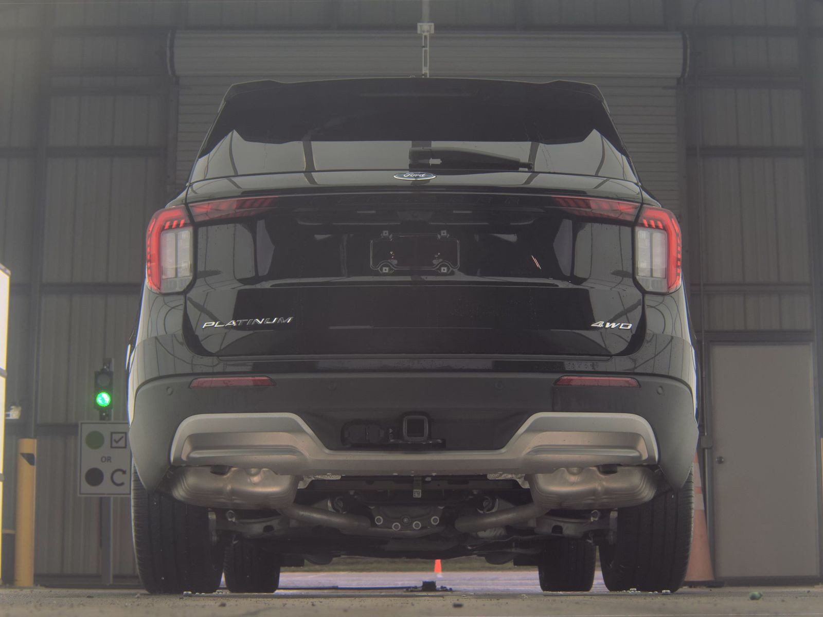 FORD EXPLORER - 8