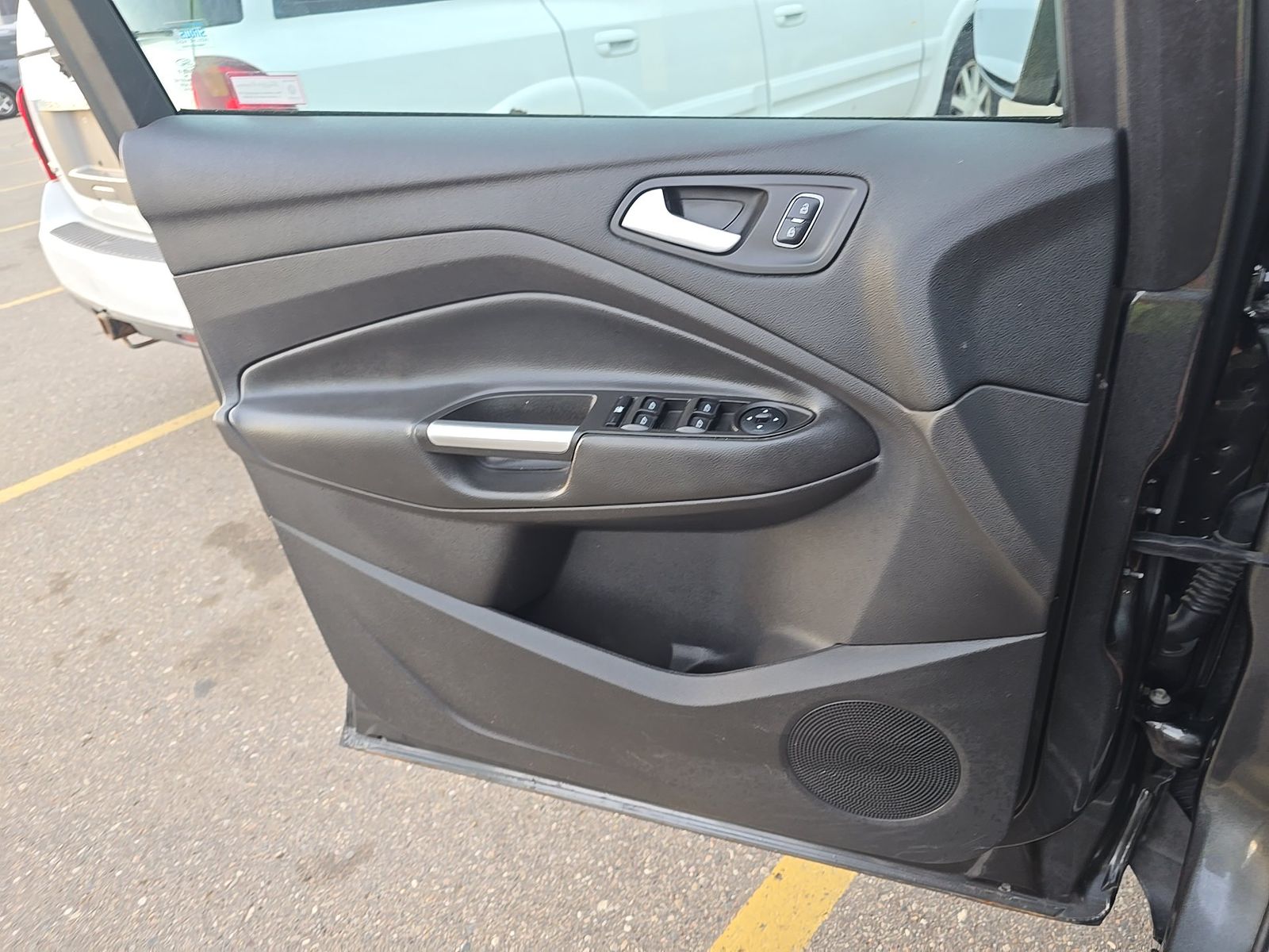 FORD ESCAPE - 10