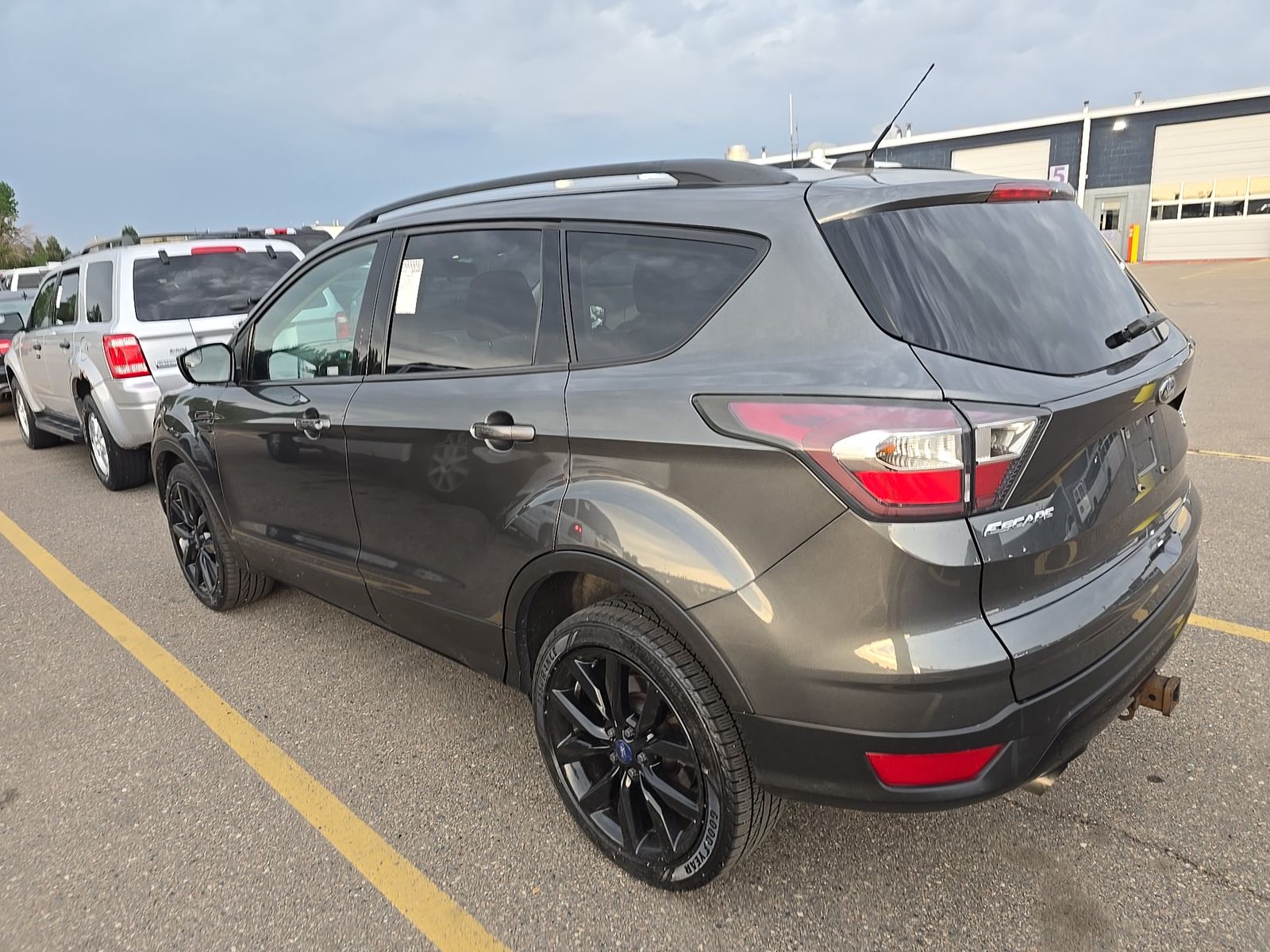 FORD ESCAPE - 7