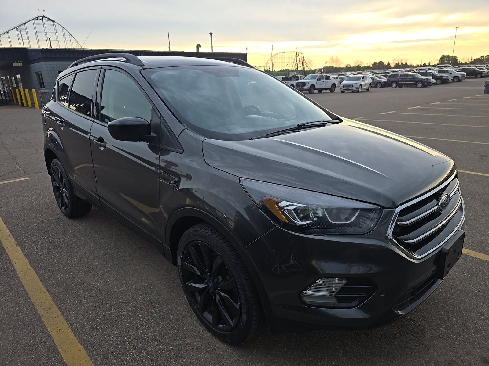 FORD ESCAPE - 4