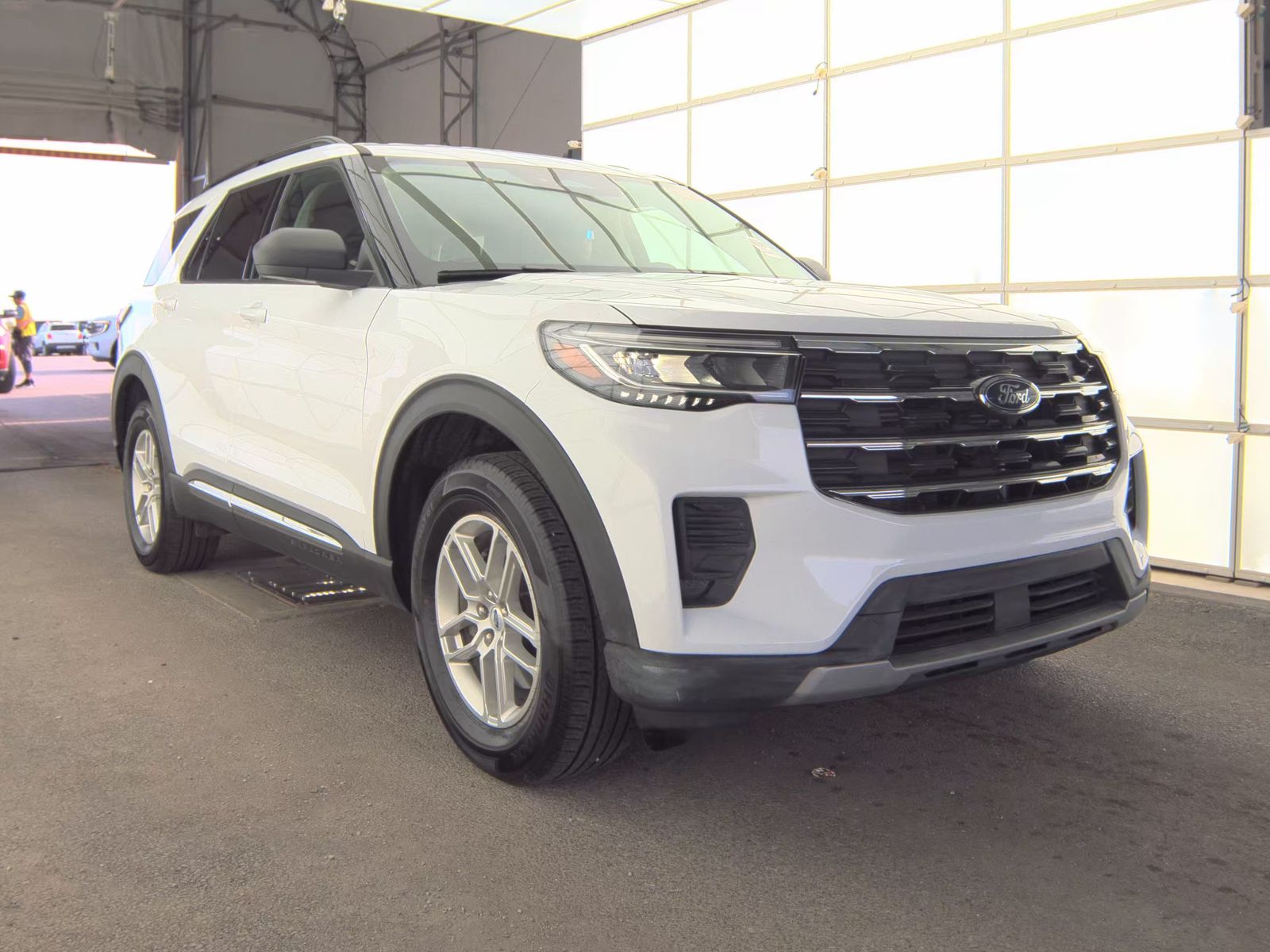 FORD EXPLORER - 5