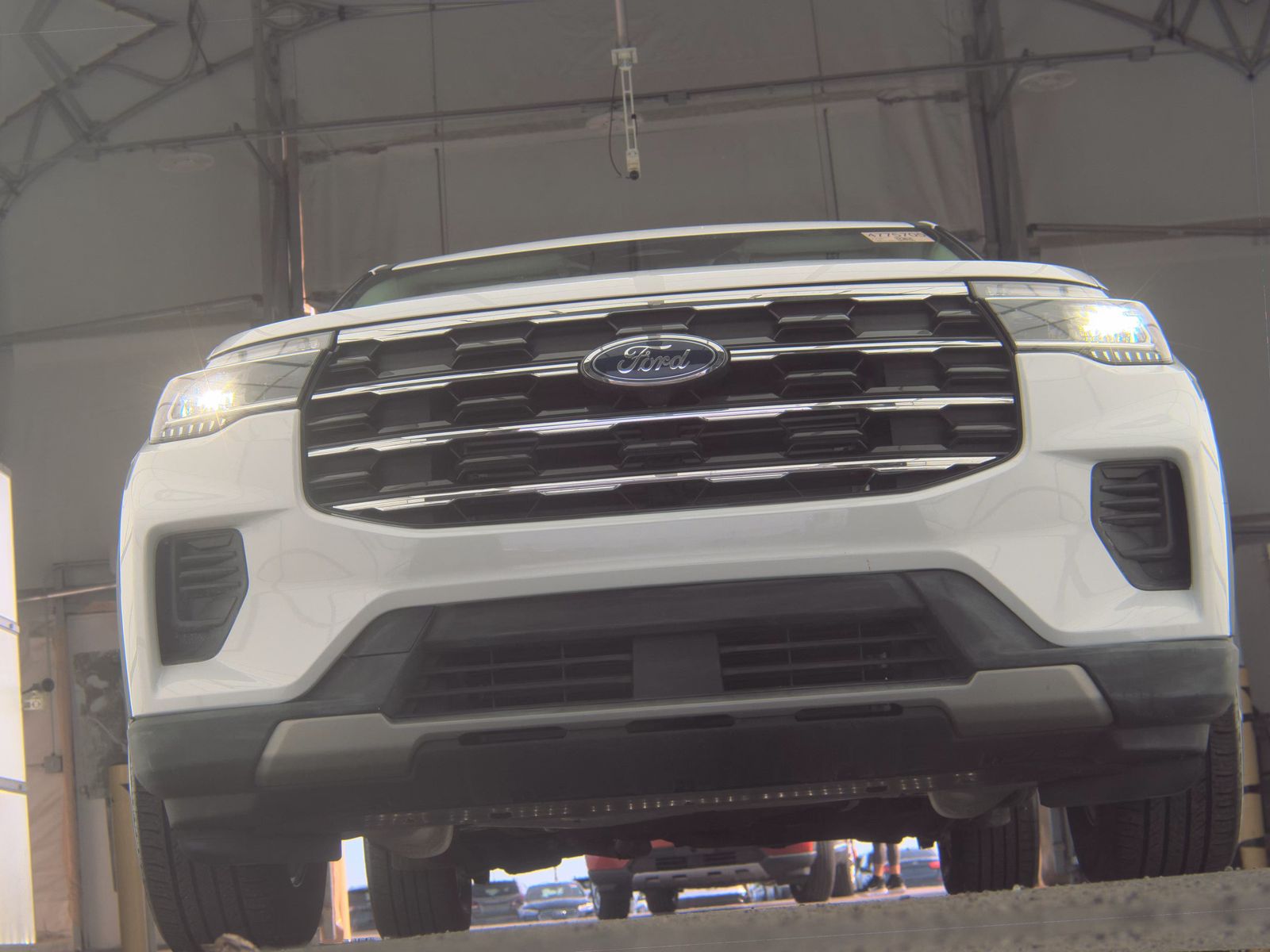 FORD EXPLORER - 4