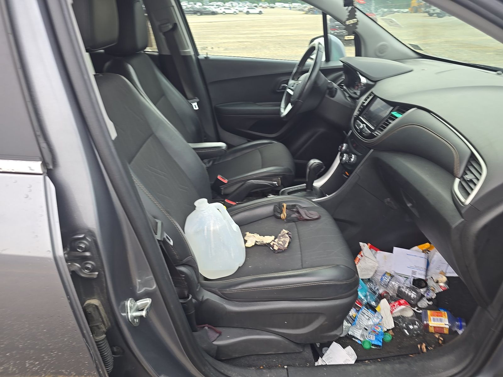 CHEVROLET TRAX - 9